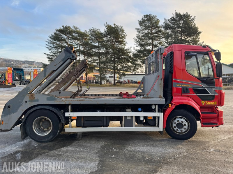 2011 Volvo FL-260 liftbil - Skip loader truck: picture 2 2011 Volvo FL-260 liftbil - Skip loader truck: picture 2