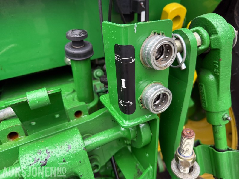 Farm tractor 2013 John Deere 5055E 40 km TRAKTOR: picture 16