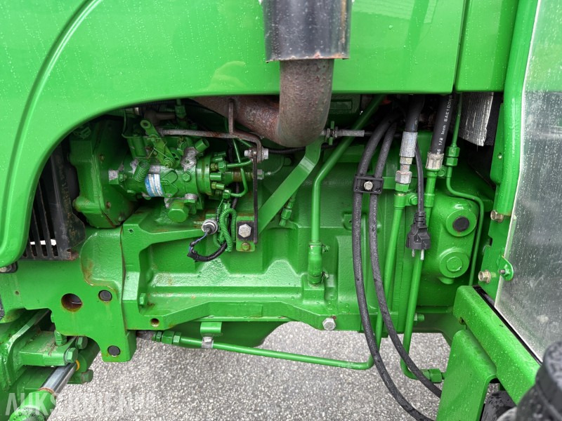Farm tractor 2013 John Deere 5055E 40 km TRAKTOR: picture 10