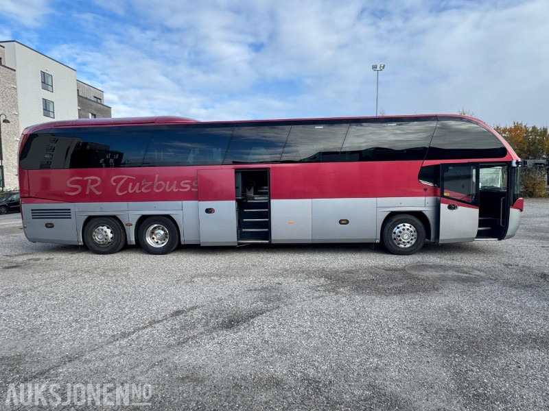 2013 MAN NEOPLAN Cityliner EEV - 53 seter - 615222km -turbuss - Coach: picture 3 2013 MAN NEOPLAN Cityliner EEV - 53 seter - 615222km -turbuss - Coach: picture 3