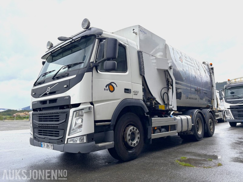 2014 Volvo FM420 EURO 6 sidelaster / komprimatorbil / renovasjonsbil - leveres med ny EU godkjenning - Garbage truck: picture 1 2014 Volvo FM420 EURO 6 sidelaster / komprimatorbil / renovasjonsbil - leveres med ny EU godkjenning - Garbage truck: picture 1