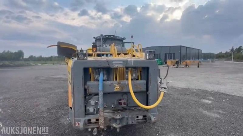 2015 Epiroc BOOMER E2C - 4149t - Drilling rig: picture 4 2015 Epiroc BOOMER E2C - 4149t - Drilling rig: picture 4