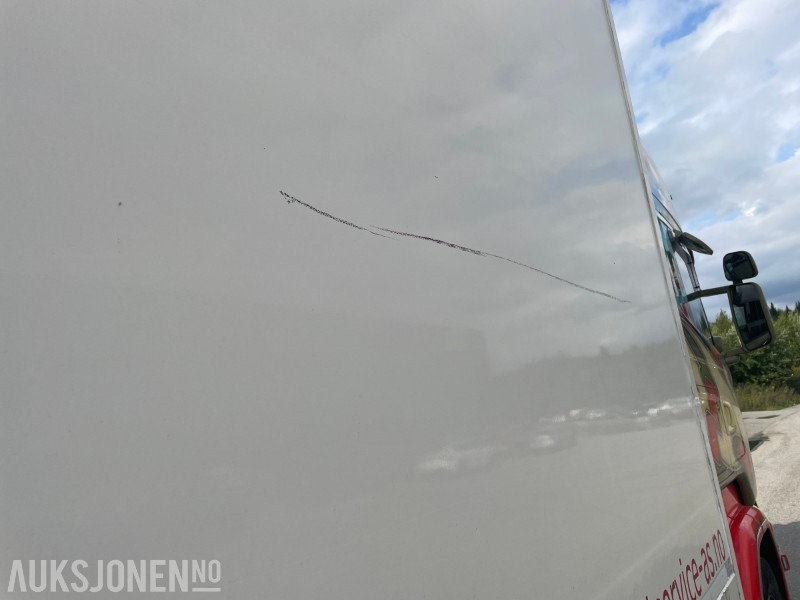 Box truck 2017 Scania R-580 Ekeriskap m/full sideåpning og 2t bakløfter: picture 13