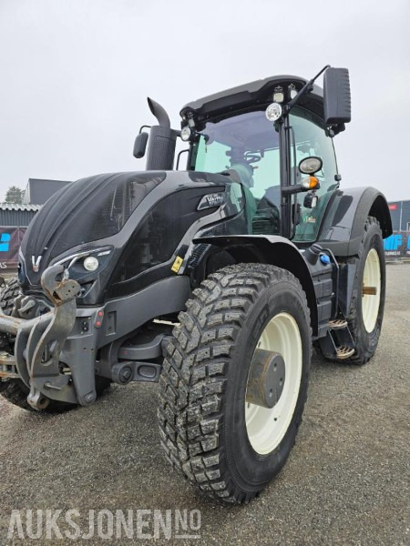 - 2017 Valtra S374 - Farm tractor: picture 2 - 2017 Valtra S374 - Farm tractor: picture 2
