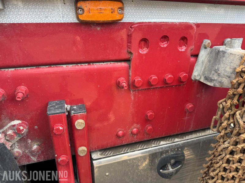 Log truck 2018 Volvo FH16 8X4 Euro6 komplett tømmerbil med kran og henger.: picture 11