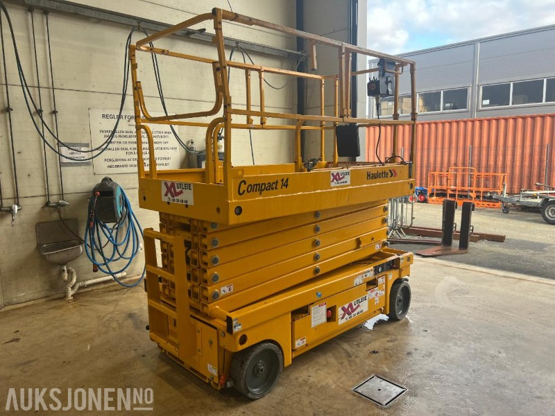 2019 Haulotte Compact 14 Sakselift - 221 timer. - Aerial platform: picture 2 2019 Haulotte Compact 14 Sakselift - 221 timer. - Aerial platform: picture 2