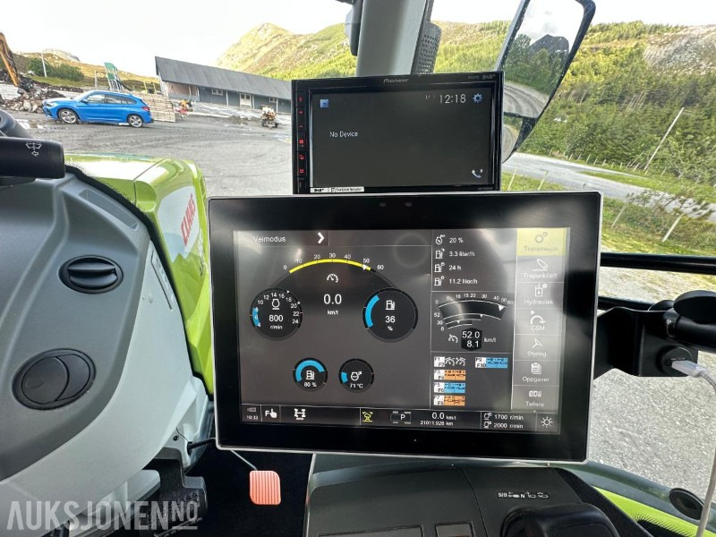 Farm tractor 2022 Claas Axion 870: picture 17