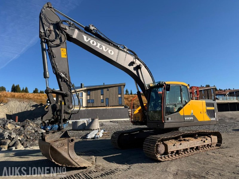 2022 Volvo EC220EL BELTEGRAVER ROTOTILT SERVICEHISTORIKK - Excavator: picture 1 2022 Volvo EC220EL BELTEGRAVER ROTOTILT SERVICEHISTORIKK - Excavator: picture 1