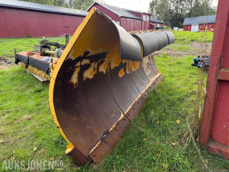 2002 Kahlbacher PRAXOS 270 Brøyteskjær - Agricultural machinery: picture 2 2002 Kahlbacher PRAXOS 270 Brøyteskjær - Agricultural machinery: picture 2