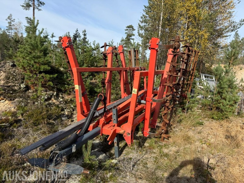 2002 Nokka-Tume NLA4300 S Kultivator/Harv - Agricultural machinery: picture 1 2002 Nokka-Tume NLA4300 S Kultivator/Harv - Agricultural machinery: picture 1