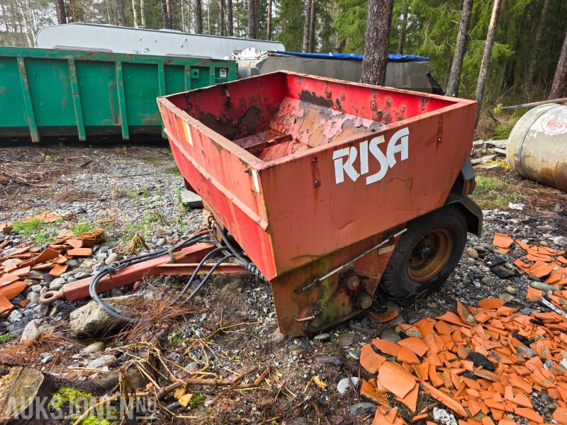 2007 Salo 2500 sand og saltspreder - Agricultural machinery: picture 2 2007 Salo 2500 sand og saltspreder - Agricultural machinery: picture 2