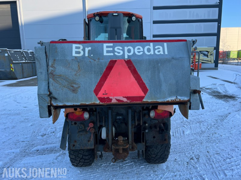 2011 Holder C250 med snøskær og strøkasse (Rep obj) - Agricultural machinery: picture 4 2011 Holder C250 med snøskær og strøkasse (Rep obj) - Agricultural machinery: picture 4