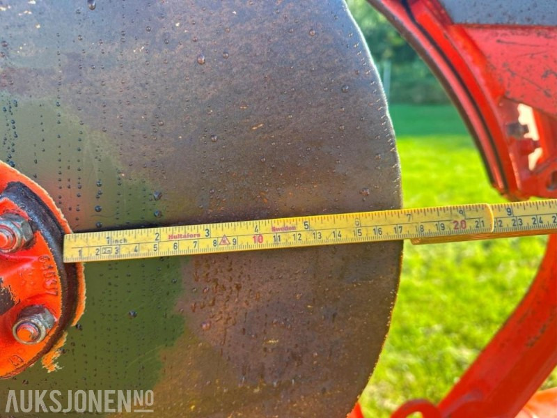2019 KUHN KUHN VARI-MASTER NSH 4-SKJÆRS VENDEPLOG - Agricultural machinery: picture 4 2019 KUHN KUHN VARI-MASTER NSH 4-SKJÆRS VENDEPLOG - Agricultural machinery: picture 4