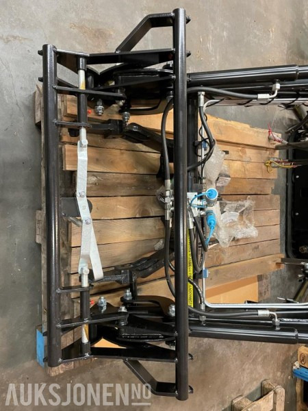 2022 Captain/Hydramet frontlaster euro-feste - Agricultural machinery: picture 3 2022 Captain/Hydramet frontlaster euro-feste - Agricultural machinery: picture 3