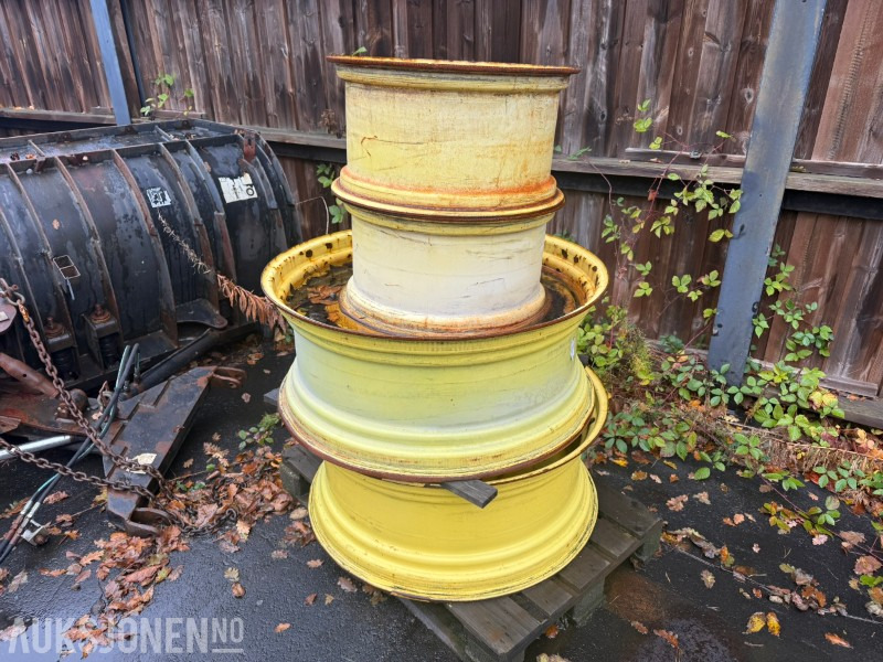 Felgsett til John Deere – AL118455 og AL174627 - Agricultural machinery: picture 2 Felgsett til John Deere – AL118455 og AL174627 - Agricultural machinery: picture 2