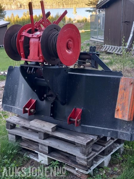 Igland 3000/2 - vinsj - Agricultural machinery: picture 1 Igland 3000/2 - vinsj - Agricultural machinery: picture 1