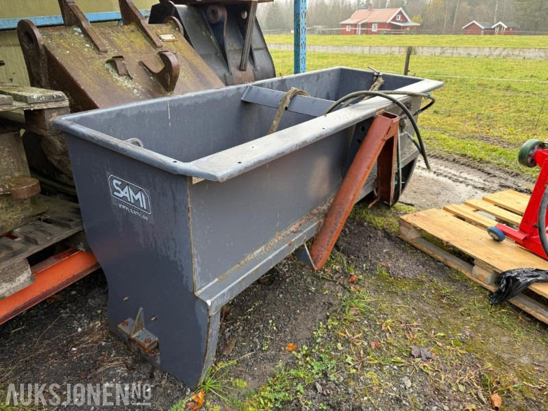 Sami Strøkasse til traktor - Agricultural machinery: picture 1 Sami Strøkasse til traktor - Agricultural machinery: picture 1