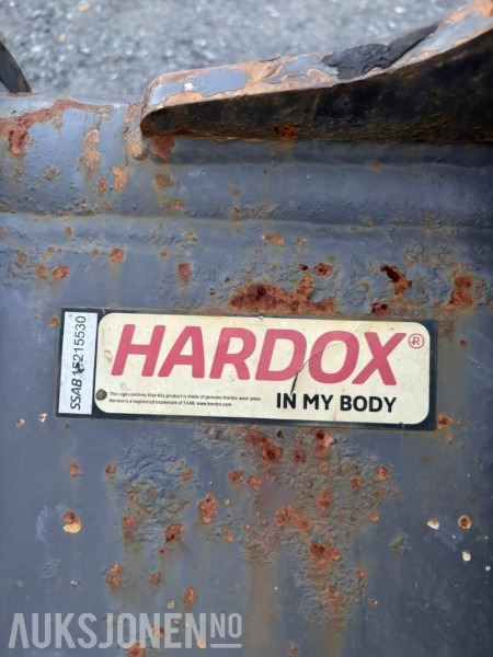 2019 SMP skuff 800 l - S60. Hardox - Attachment for Construction machinery: picture 2 2019 SMP skuff 800 l - S60. Hardox - Attachment for Construction machinery: picture 2