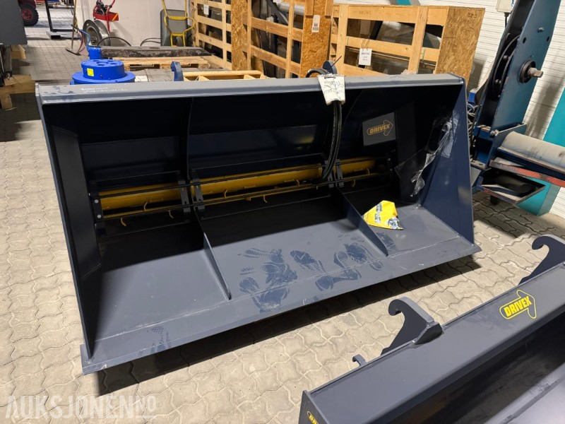 2022 Drivex Sandsprederskuffe SS15C - Attachment for Construction machinery: picture 3 2022 Drivex Sandsprederskuffe SS15C - Attachment for Construction machinery: picture 3