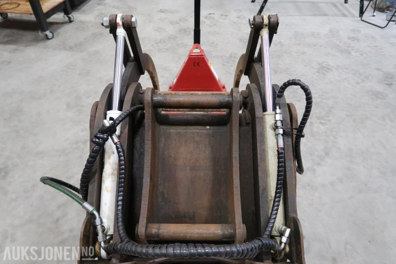Hydraulisk sortering/rivsgrabb/steinklo med S50 feste - Attachment for Construction machinery: picture 2 Hydraulisk sortering/rivsgrabb/steinklo med S50 feste - Attachment for Construction machinery: picture 2