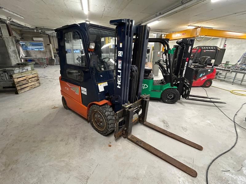 2011 Heli CPD30 elektrisk gaffeltruck - Material handling equipment: picture 2 2011 Heli CPD30 elektrisk gaffeltruck - Material handling equipment: picture 2