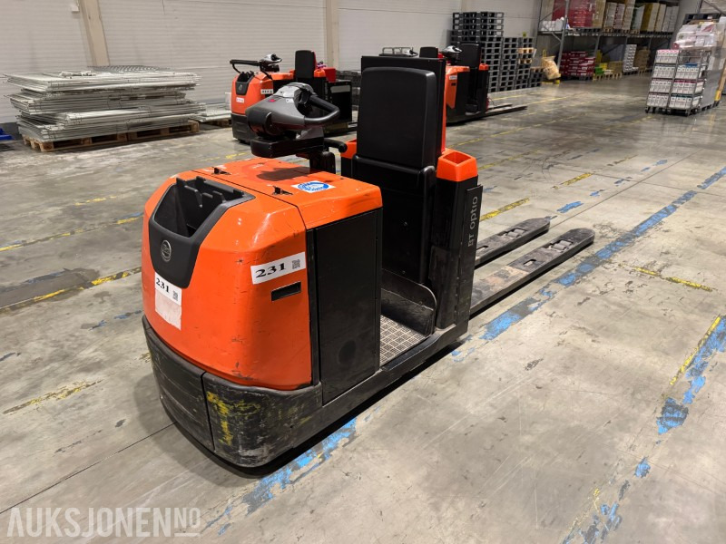 2013 BT Optio OSE250P Plukktruck - Material handling equipment: picture 1 2013 BT Optio OSE250P Plukktruck - Material handling equipment: picture 1