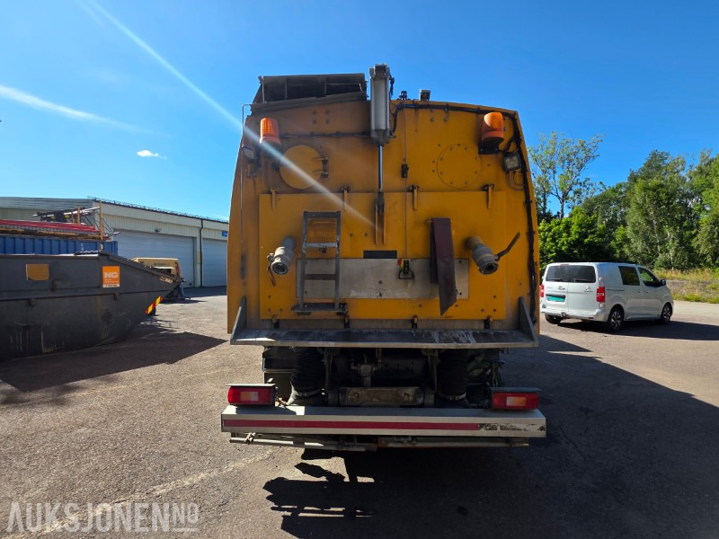 2007 Volvo FH440 Feiebil - Euro5T - 3 akslet - 265900km - Municipal/ Special vehicle: picture 5 2007 Volvo FH440 Feiebil - Euro5T - 3 akslet - 265900km - Municipal/ Special vehicle: picture 5