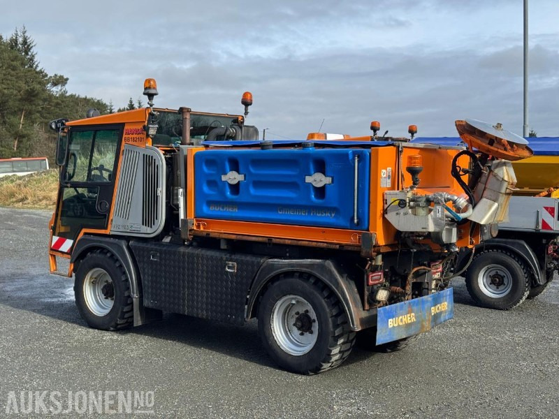 2018 Hansa APZ1003L Redskapsbærer med Bucher Husky 1500 W FS strøer - Municipal/ Special vehicle: picture 4 2018 Hansa APZ1003L Redskapsbærer med Bucher Husky 1500 W FS strøer - Municipal/ Special vehicle: picture 4