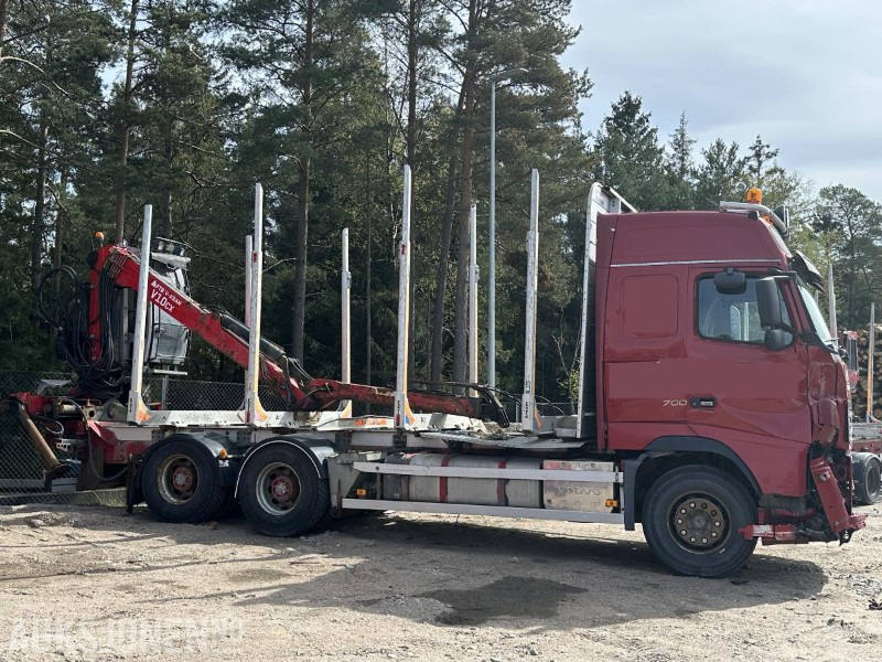 2011 Volvo FH16 - Tømmerbil med FTG V-kran - rep.objekt - Other machinery: picture 3 2011 Volvo FH16 - Tømmerbil med FTG V-kran - rep.objekt - Other machinery: picture 3