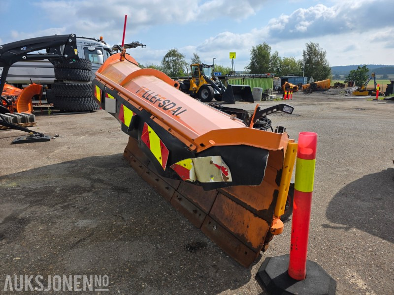 Tellefsdal D 70 3400 plog med sving - Construction equipment: picture 4 Tellefsdal D 70 3400 plog med sving - Construction equipment: picture 4
