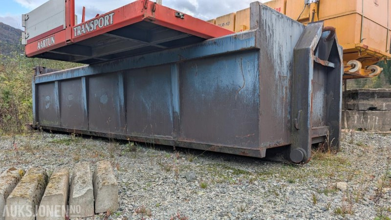 Tippkasse krokbil - Construction equipment: picture 1 Tippkasse krokbil - Construction equipment: picture 1