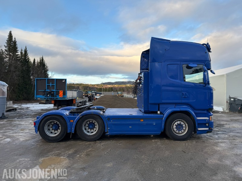 2015 Scania R-serie 6x4 Påkostet - Brøyterigget - Tipphydraulikk - Sprederhydraulikk - 675 643km - Tractor unit: picture 4 2015 Scania R-serie 6x4 Påkostet - Brøyterigget - Tipphydraulikk - Sprederhydraulikk - 675 643km - Tractor unit: picture 4