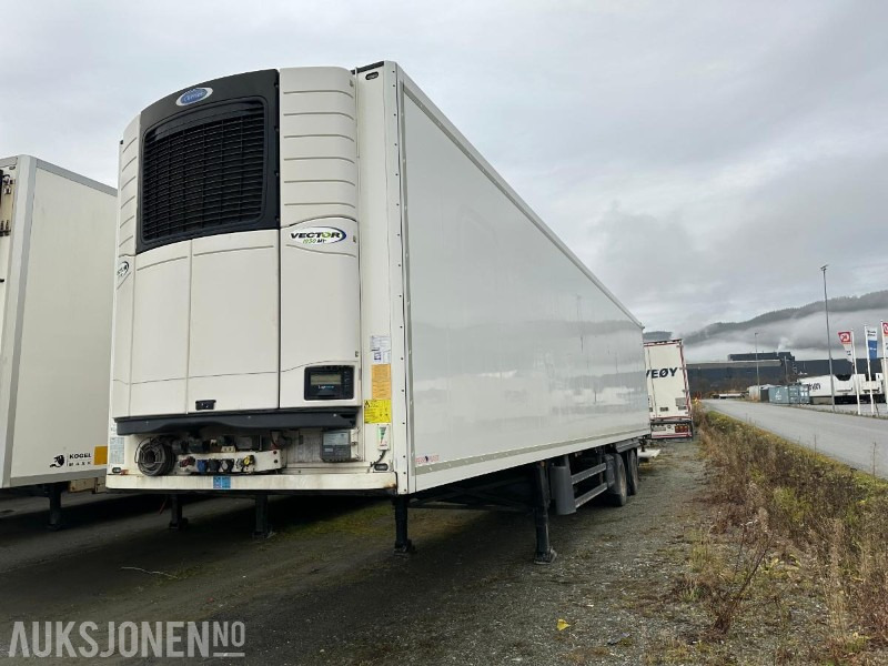 2016 Schmitz CARGOBULL - Kjølesemi / City tralle // Carrier med 3 soner - Trailer: picture 2 2016 Schmitz CARGOBULL - Kjølesemi / City tralle // Carrier med 3 soner - Trailer: picture 2