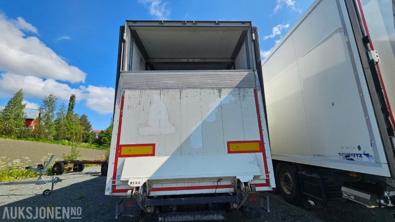 2018 Schmitz Cargobull frysesemi med BAR cargolift - Trailer: picture 4 2018 Schmitz Cargobull frysesemi med BAR cargolift - Trailer: picture 4