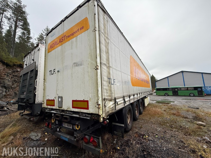 Krone Profi Liner Nordic SD kapellsemi – hevbart tak – medbringertruck-feste – åpning begge sider - Trailer: picture 4 Krone Profi Liner Nordic SD kapellsemi – hevbart tak – medbringertruck-feste – åpning begge sider - Trailer: picture 4