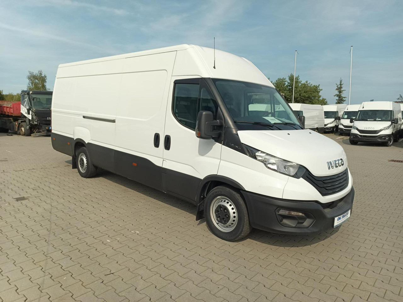 IVECO Daily 35 S 16 V - Panel van: picture 4 IVECO Daily 35 S 16 V - Panel van: picture 4