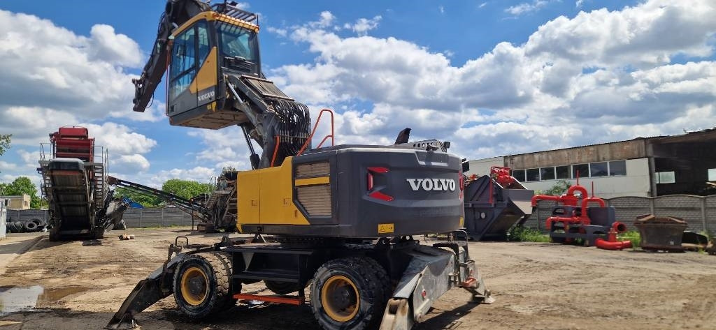 Volvo EW 240 E MH - Waste/ Industry handler: picture 3 Volvo EW 240 E MH - Waste/ Industry handler: picture 3