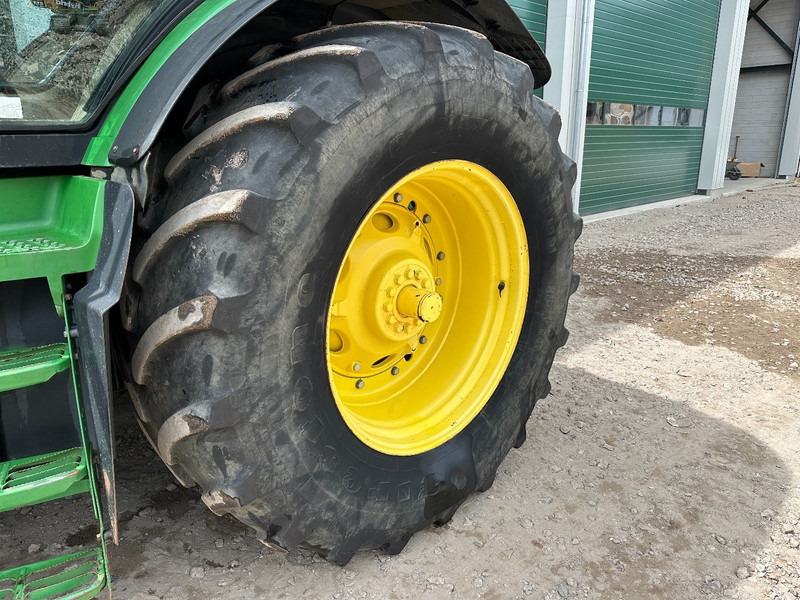 Farm tractor John Deere 8335R AutoPower: picture 8