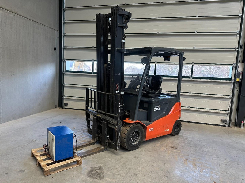 Toyota 8 FBMKT 30 3 ton lifting capacity - Electric forklift: picture 1 Toyota 8 FBMKT 30 3 ton lifting capacity - Electric forklift: picture 1
