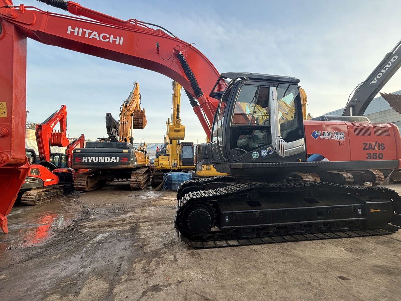 Hitachi Zx350 Used Excavator 35 Ton High Quality Secondhand Excavators Komatsu PC350 Doosan DX300 DX420 Caterpillar 336D2 Sany SY 365 Crawler Excavators for Sale - Crawler excavator: picture 1 Hitachi Zx350 Used Excavator 35 Ton High Quality Secondhand Excavators Komatsu PC350 Doosan DX300 DX420 Caterpillar 336D2 Sany SY 365 Crawler Excavators for Sale - Crawler excavator: picture 1