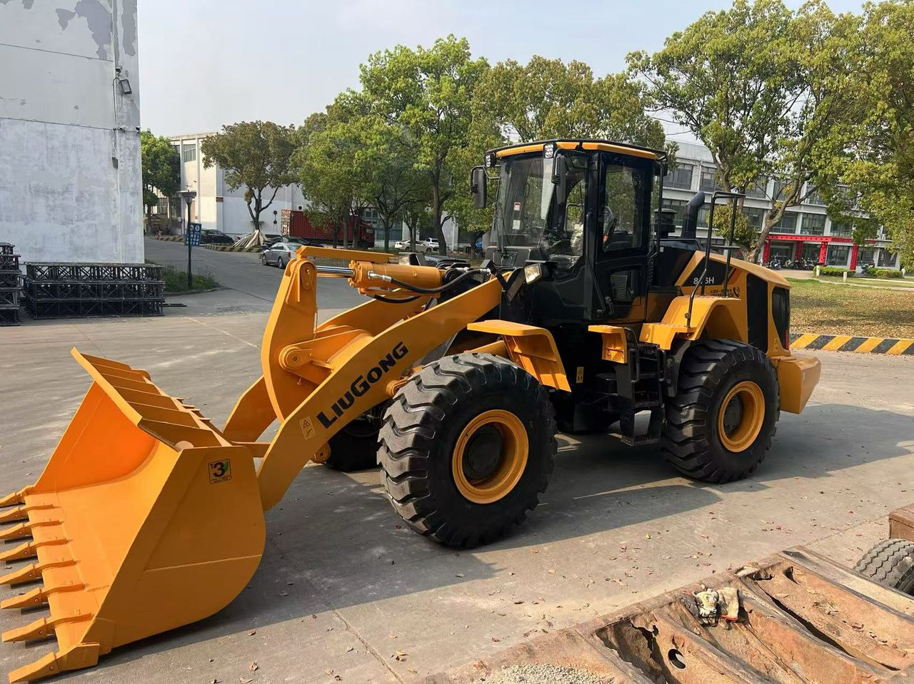 Liugong CLG 856H used wheel loader with cummins engine - Wheel loader: picture 3 Liugong CLG 856H used wheel loader with cummins engine - Wheel loader: picture 3