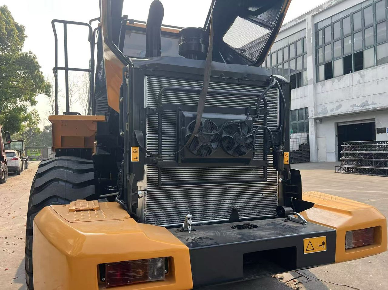 Wheel loader Liugong CLG 856H used wheel loader with cummins engine: picture 8