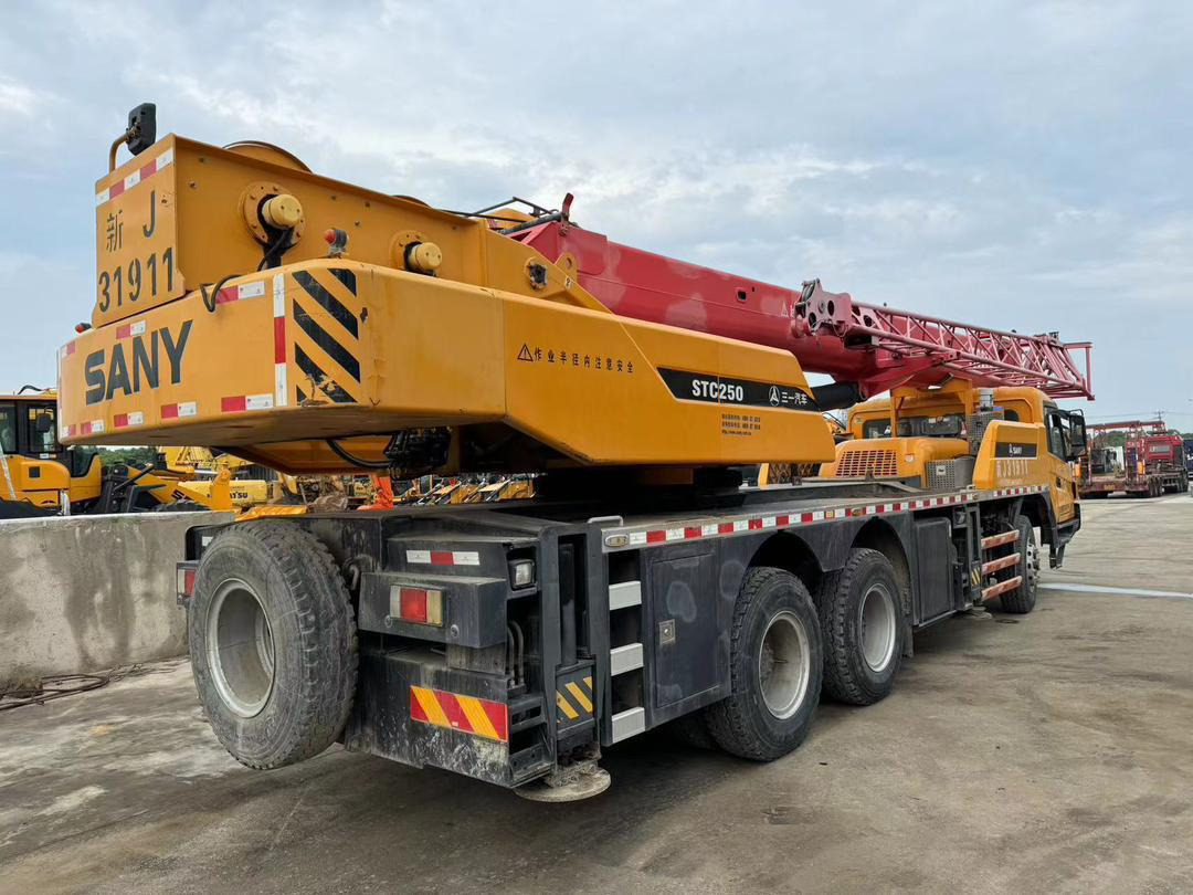 Mobile crane Sany Used Truck Crane 25 Ton with Excellent Work Performance and 1 year Warrenty: picture 9