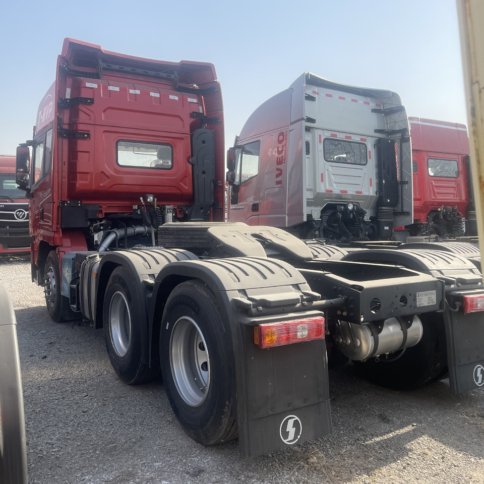 Shacman New or Used (6*4) ,(8*2) (8*4)Semi Truck Head Tractor Head Tipper Head - Tractor unit: picture 5 Shacman New or Used (6*4) ,(8*2) (8*4)Semi Truck Head Tractor Head Tipper Head - Tractor unit: picture 5