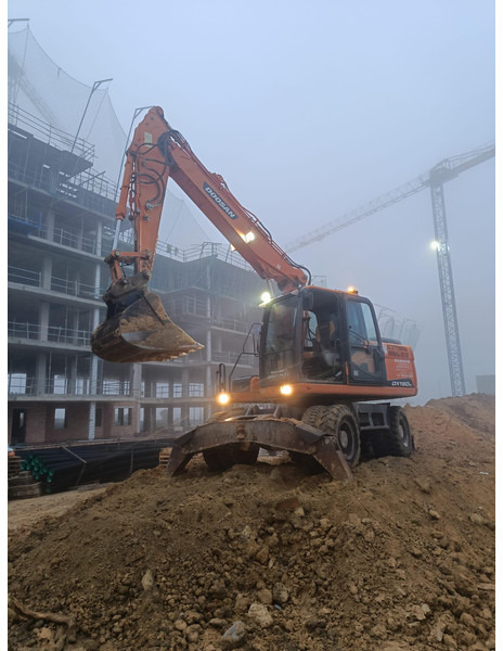 Doosan DX140W-3 *coming soon* - Wheel excavator: picture 3 Doosan DX140W-3 *coming soon* - Wheel excavator: picture 3