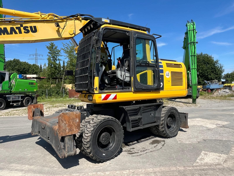 Komatsu PW180-10 - Wheel excavator: picture 3 Komatsu PW180-10 - Wheel excavator: picture 3