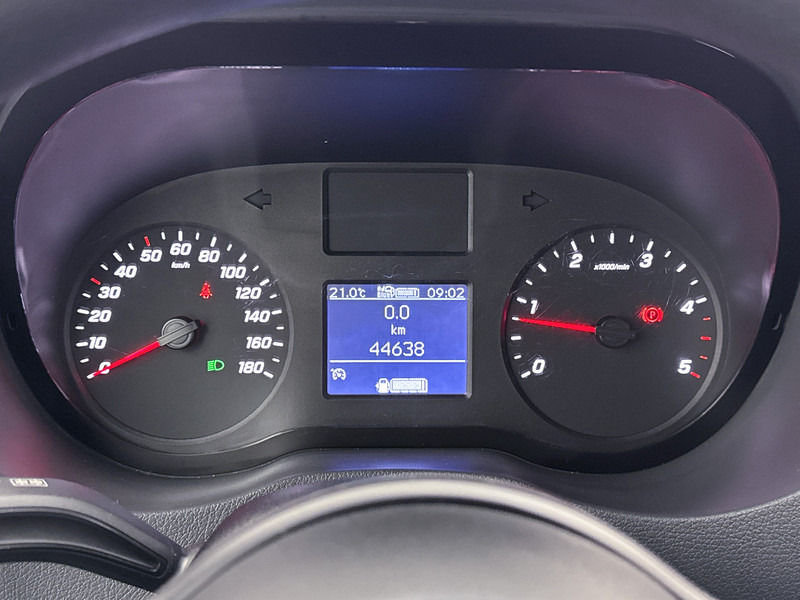 Mercedes-Benz Sprinter 316 2.2 CDI Bakwagen Meubelbak met Laadklep Cruise Control - Box van: picture 5 Mercedes-Benz Sprinter 316 2.2 CDI Bakwagen Meubelbak met Laadklep Cruise Control - Box van: picture 5