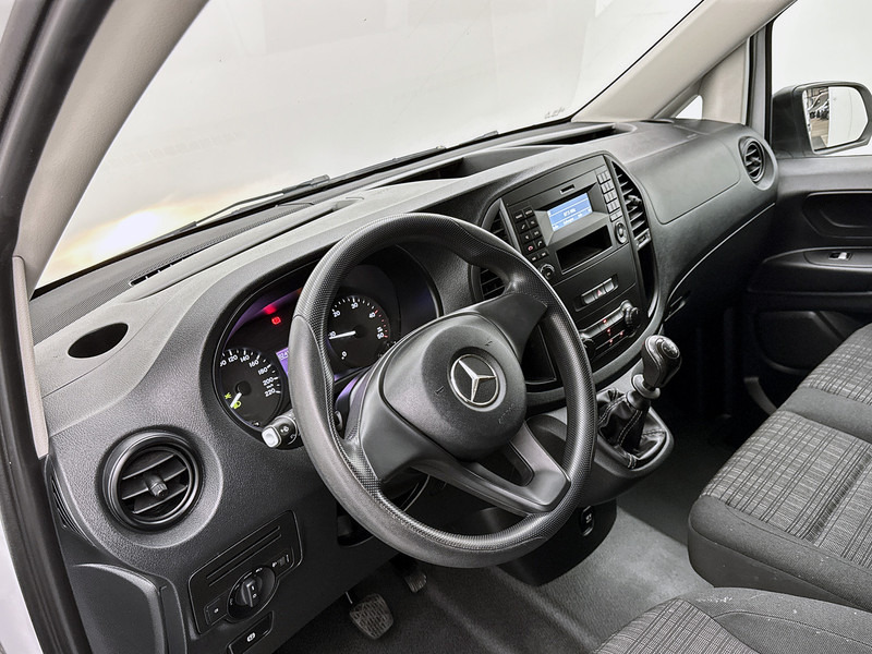 Mercedes-Benz Vito 109 CDI Functional Trekhaak Inrichting Betimmering - Small van: picture 5 Mercedes-Benz Vito 109 CDI Functional Trekhaak Inrichting Betimmering - Small van: picture 5