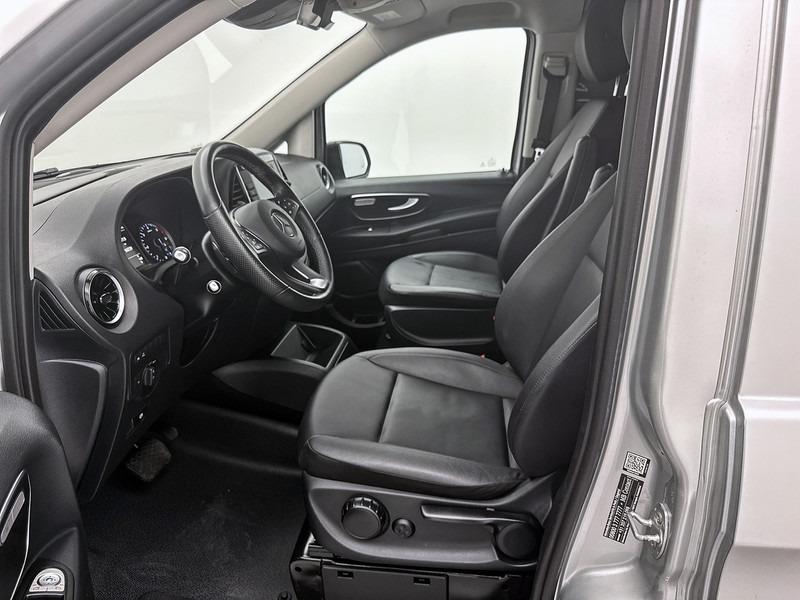 Mercedes-Benz Vito 119 CDI Lang Led Climate control Klasse 3 alarm Betimmering L2 Automaat Trekhaak 2.5t NAP Euro 6 - Small van: picture 4 Mercedes-Benz Vito 119 CDI Lang Led Climate control Klasse 3 alarm Betimmering L2 Automaat Trekhaak 2.5t NAP Euro 6 - Small van: picture 4