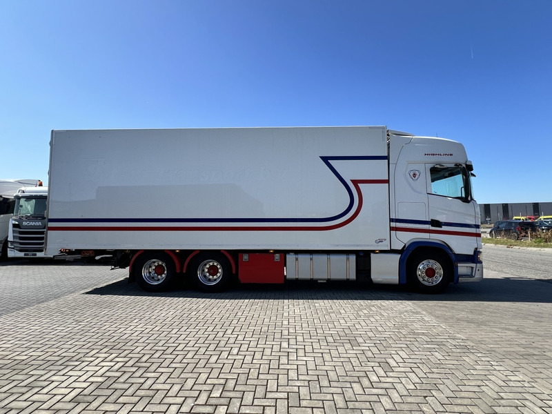 Scania S450 6x2 koelwagen Retarder / Dhollandia / Bloenenmaat - Refrigerator truck: picture 4 Scania S450 6x2 koelwagen Retarder / Dhollandia / Bloenenmaat - Refrigerator truck: picture 4